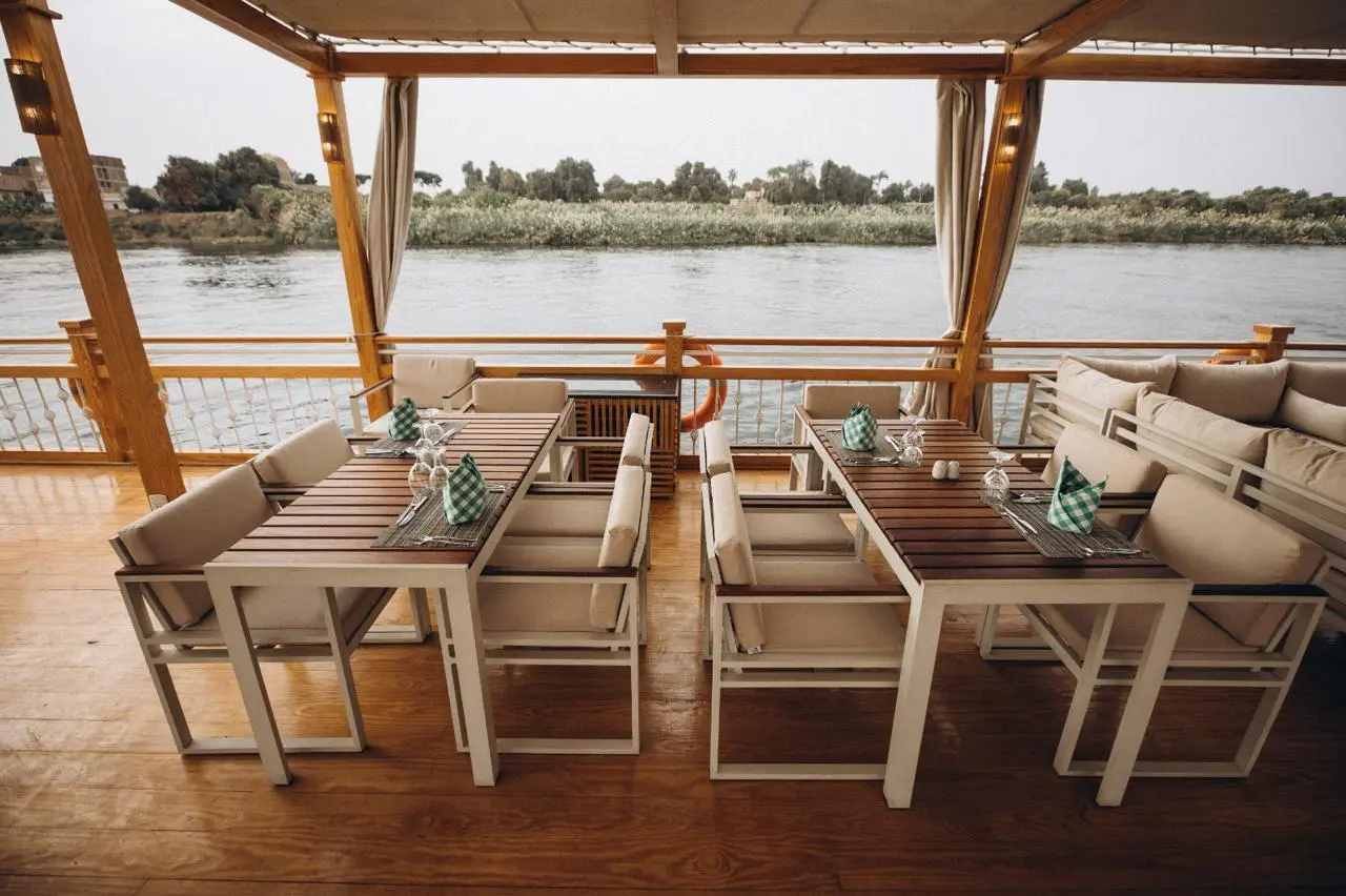 La Rose Dahabiya – 5 Days / 4 Nights Nile Cruise from Luxor to Aswan (Sharing)